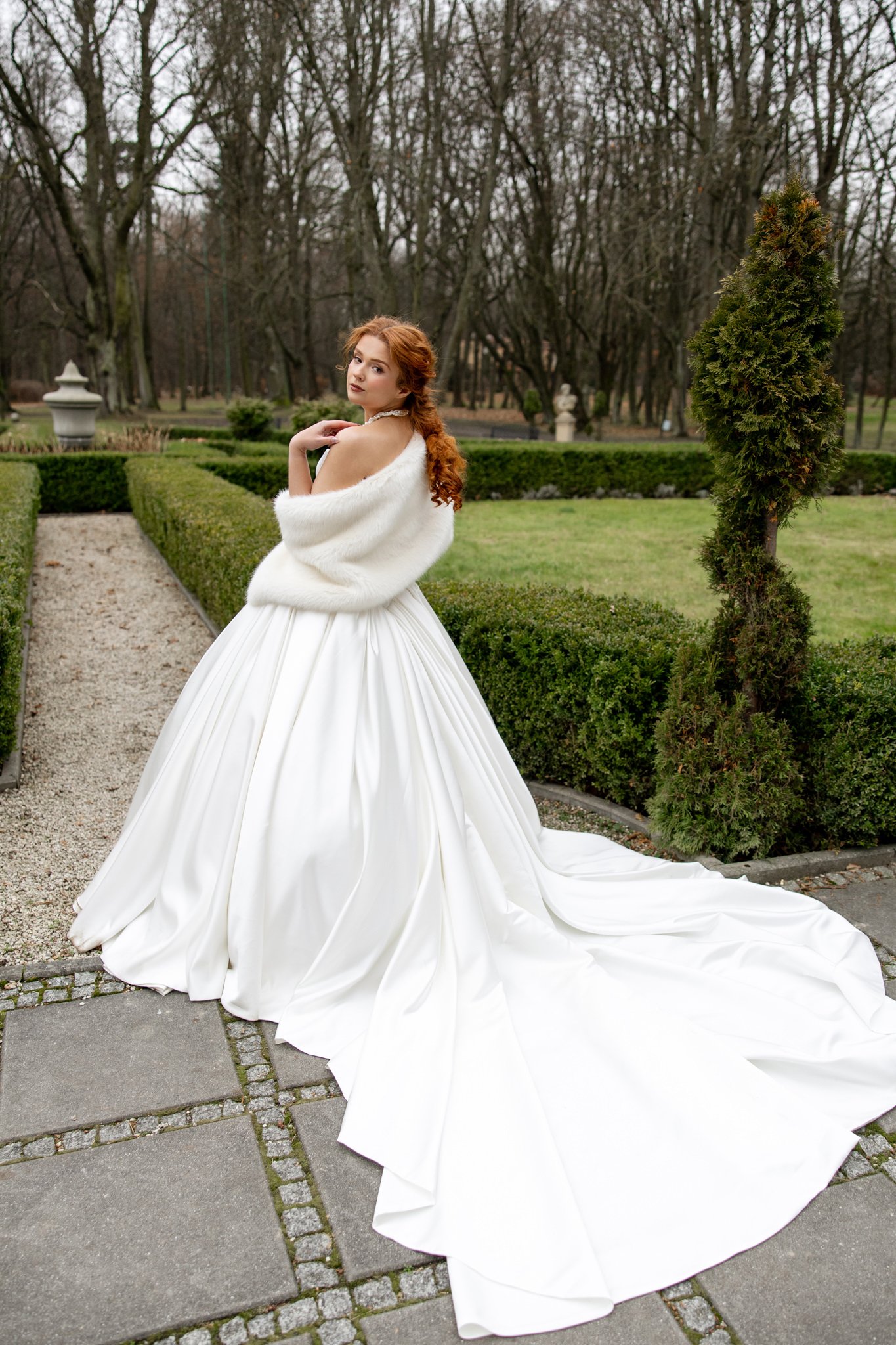 GO-44 futerko ślubne śmietankowe 2