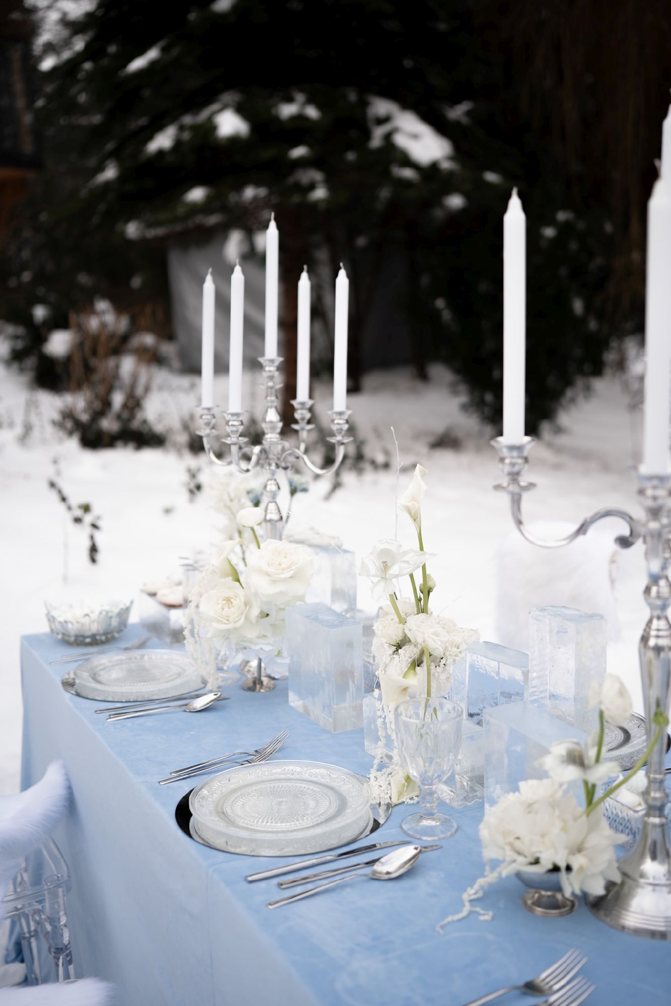dekoracje-stolu-weselnego-slub-zima-2026
